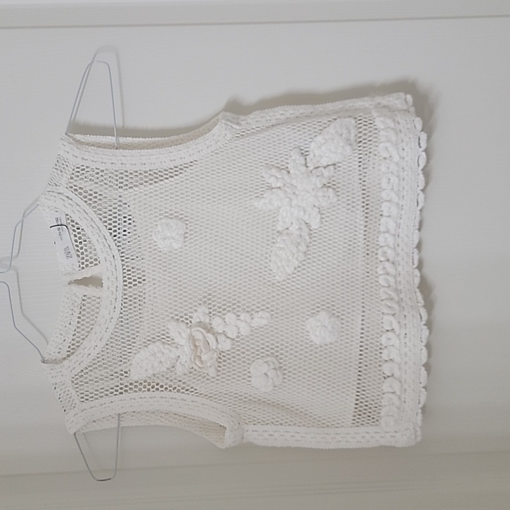 Zara Sleeveless, Crochet / Knitted Mesh Top, Ivory, NEW, Size 11-12 Years